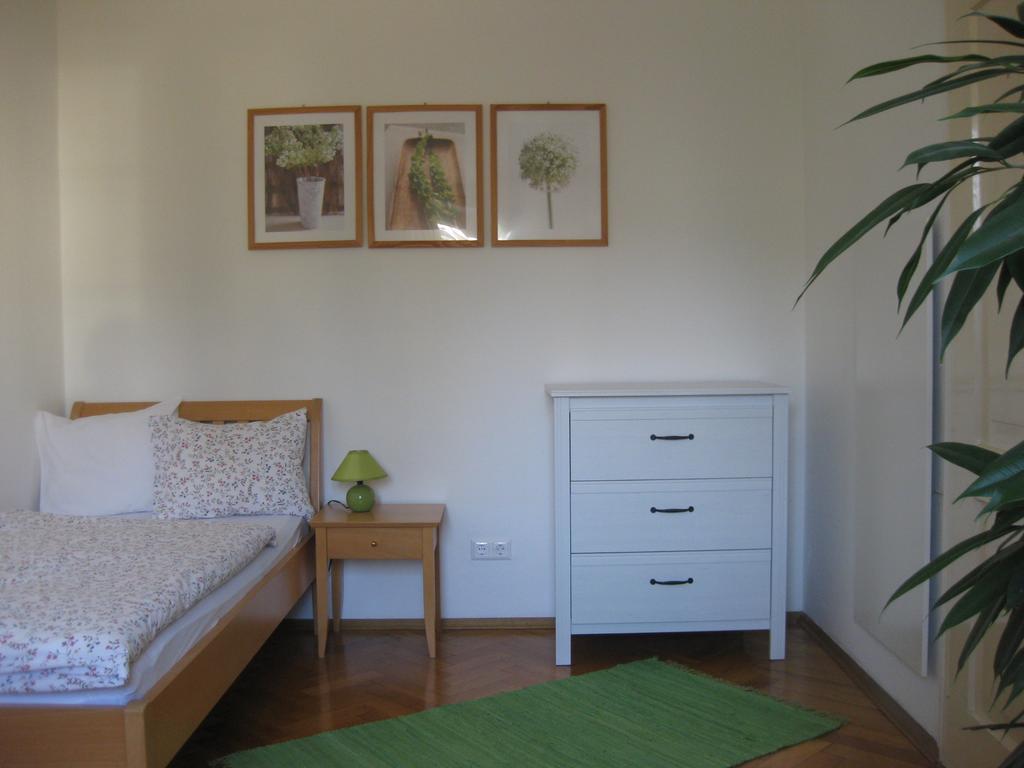 Appartement St. Leonhard Graz Exterior photo